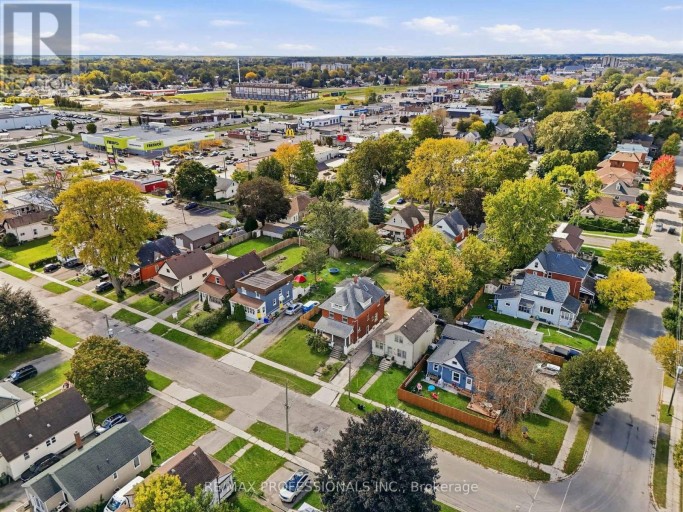 26 ARTHUR AVENUE, St. Thomas, Ontario, N5P3L2
