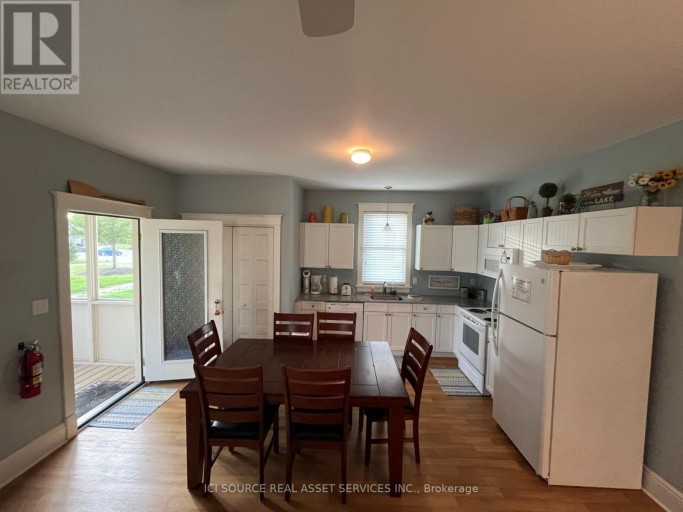48 MEADOW VIEW LANE, Prince Edward County (Athol Ward), Ontario, K0K1P0