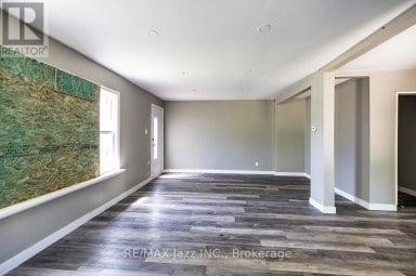 2216 HIGHWAY 2 Clarington Ontario photo 16