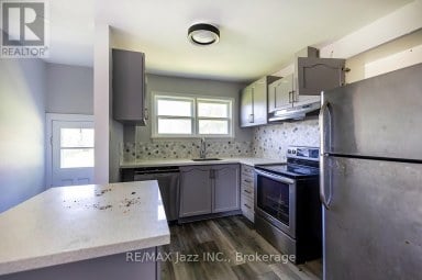2216 HIGHWAY 2 Clarington Ontario photo 9