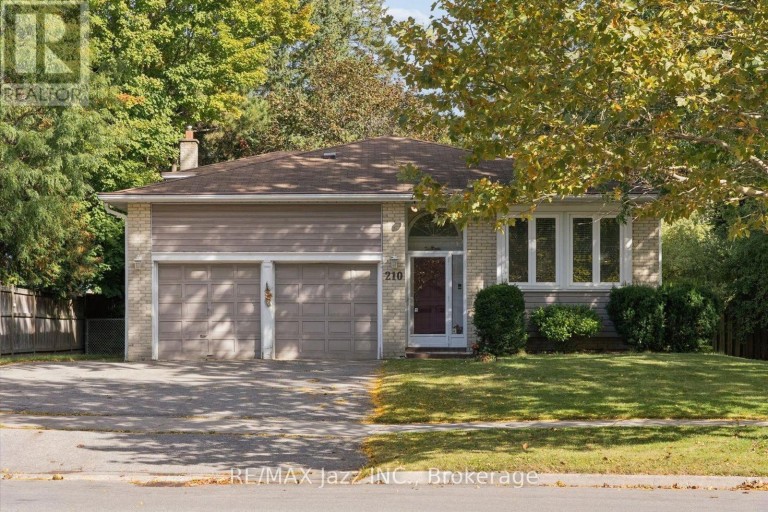 210 MURRAY DRIVE, Aurora (Aurora Highlands), Ontario, L4G2C5