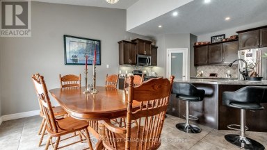 2746 BATEMAN TRAIL London South (South W) Ontario photo 12