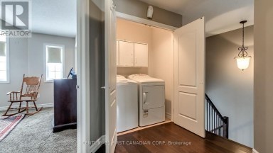 2746 BATEMAN TRAIL London South (South W) Ontario photo 24