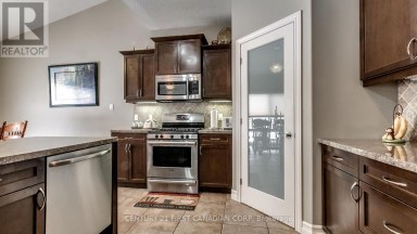 2746 BATEMAN TRAIL London South (South W) Ontario photo 5