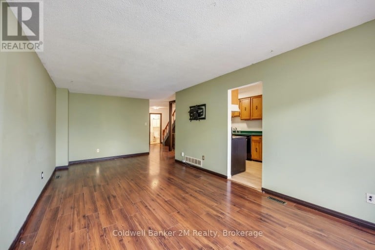 1161 TROWBRIDGE COURT, Oshawa (Centennial), Ontario, L1G7H1