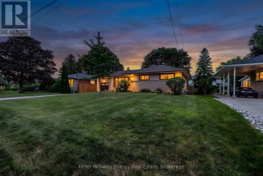 403 ROSSMOUNT AVENUE Oshawa (Northglen) Ontario photo 2