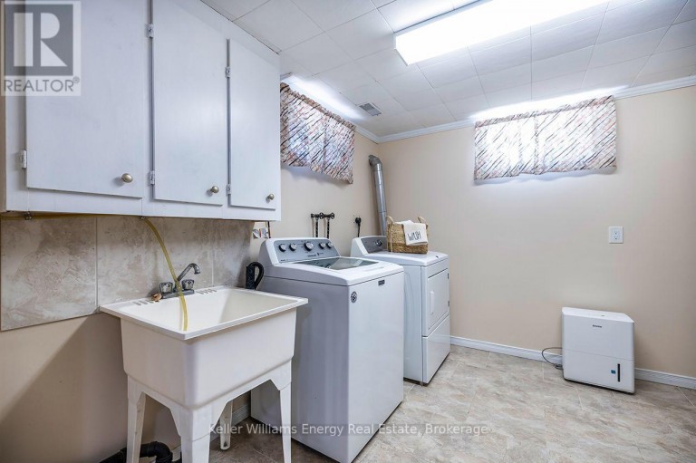 403 ROSSMOUNT AVENUE, Oshawa (Northglen), Ontario, L1J3K5
