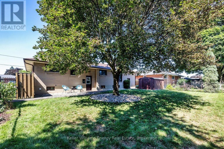 403 ROSSMOUNT AVENUE, Oshawa (Northglen), Ontario, L1J3K5