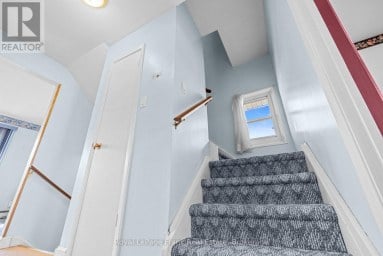 18 REYGATE COURT Ajax (South East) Ontario photo 16