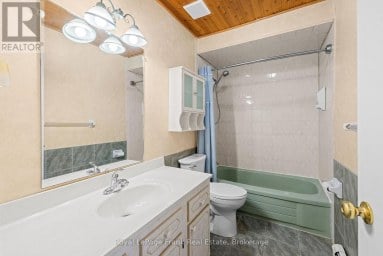 18 REYGATE COURT Ajax (South East) Ontario photo 22
