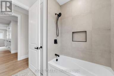 404 ERIE STREET Warwick (Watford) Ontario photo 22