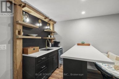 106 HAROLD CT COURT Lucan Biddulph (Lucan) Ontario photo 30