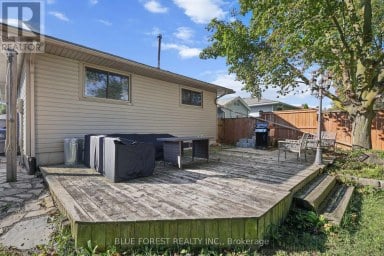 106 HAROLD CT COURT Lucan Biddulph (Lucan) Ontario photo 38