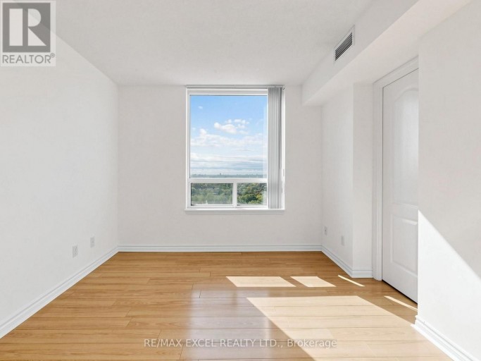 2010 - 1 REAN DRIVE, Toronto (Bayview Village), Ontario, M2K3C1