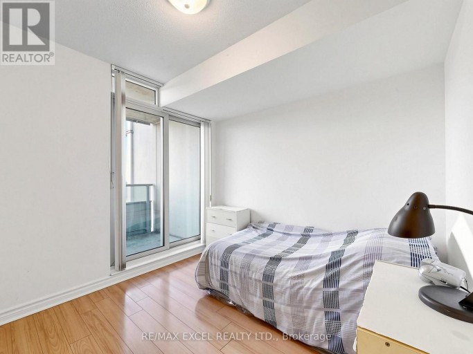 2010 - 1 REAN DRIVE, Toronto (Bayview Village), Ontario, M2K3C1