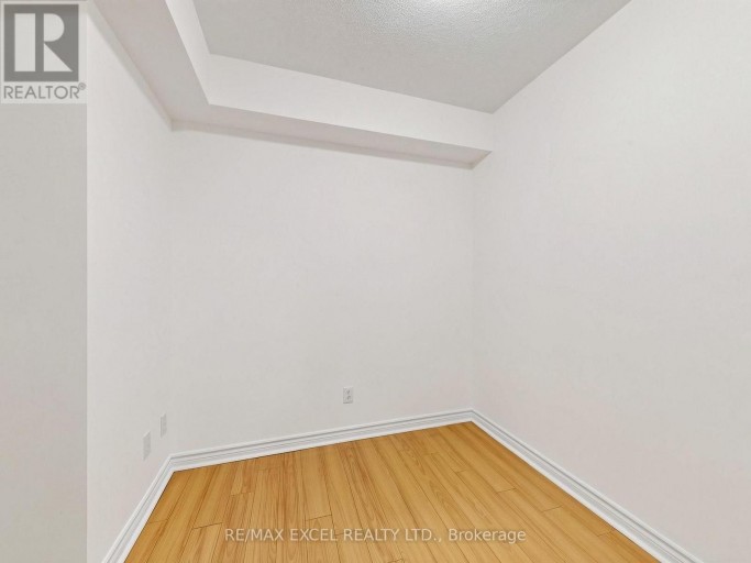 2010 - 1 REAN DRIVE, Toronto (Bayview Village), Ontario, M2K3C1