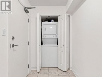 2010 - 1 REAN DRIVE Toronto (Bayview Village) Ontario photo 35