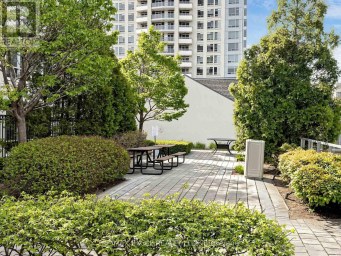 2010 - 1 REAN DRIVE Toronto (Bayview Village) Ontario photo 45