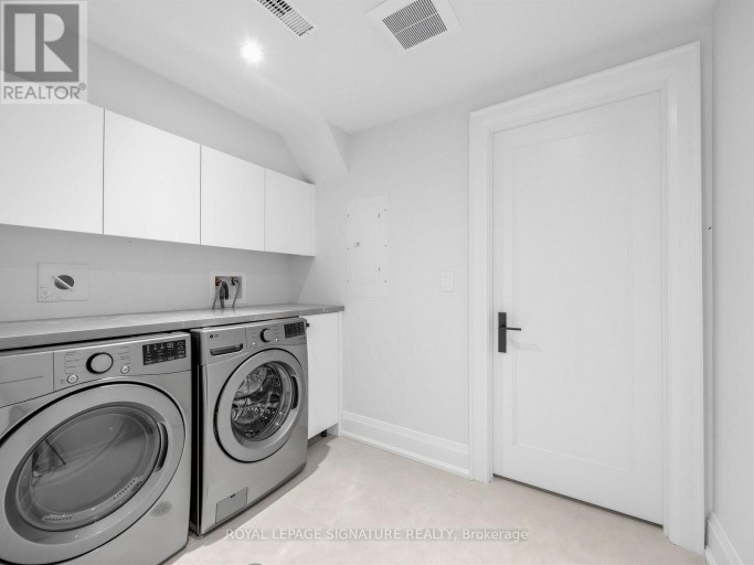 73 STARLIGHT CRESCENT, Richmond Hill (Mill Pond), Ontario, L4C4X3