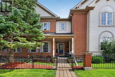 359 JOHN WEST WAY Aurora (Bayview Wellington) Ontario photo 1