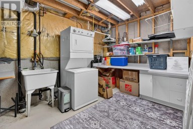 359 JOHN WEST WAY Aurora (Bayview Wellington) Ontario photo 22