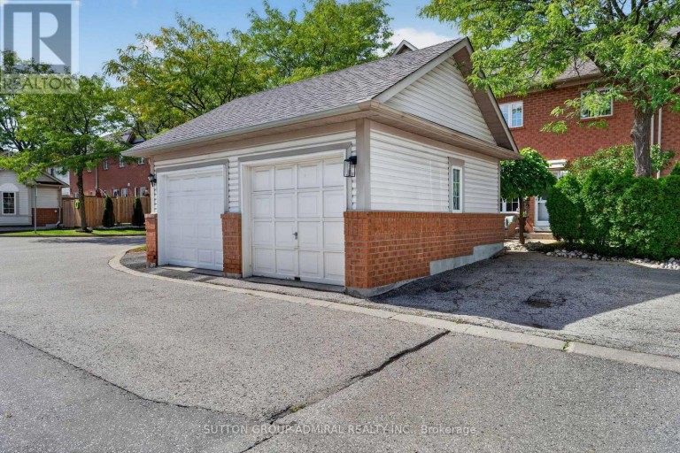 359 JOHN WEST WAY, Aurora (Bayview Wellington), Ontario, L4G7J7