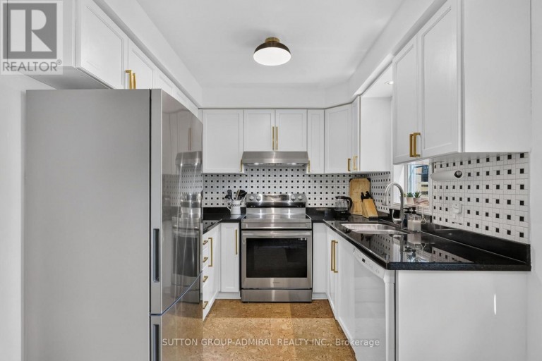 359 JOHN WEST WAY, Aurora (Bayview Wellington), Ontario, L4G7J7