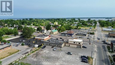 66 Dundas Street E, Belleville (belleville Ward) Ontario
