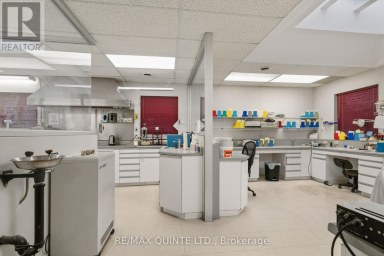 66 Dundas Street E, Belleville (belleville Ward) Ontario