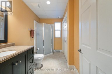 66 Dundas Street E, Belleville (belleville Ward) Ontario