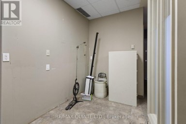66 Dundas Street E, Belleville (belleville Ward) Ontario