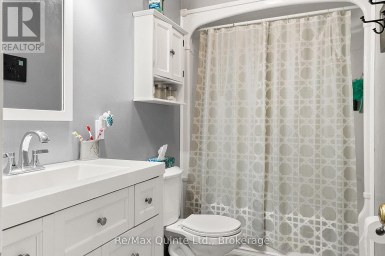 49 NORTH SHORE LANE, Centre Hastings, Ontario, K0K2K0