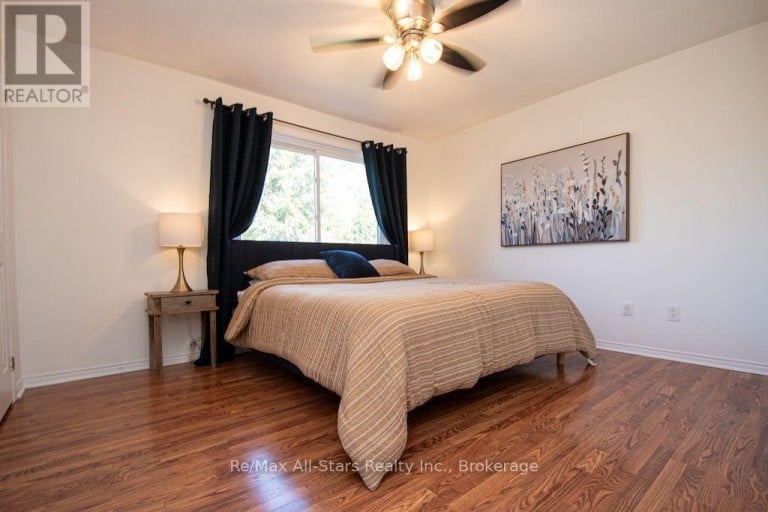 1118 HUNTINGTON CIRCLE, Peterborough (Otonabee Ward 1), Ontario, K9K2A8