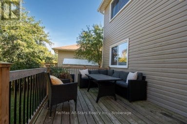1118 HUNTINGTON CIRCLE Peterborough (Otonabee Ward 1) Ontario photo 36
