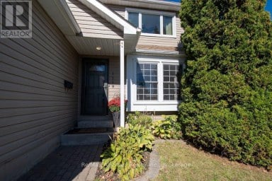 1118 HUNTINGTON CIRCLE Peterborough (Otonabee Ward 1) Ontario photo 4