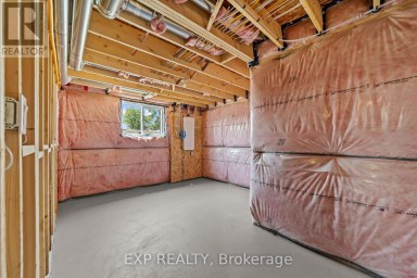 253 JOHN STREET Warwick (Watford) Ontario photo 34