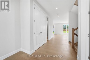 253 JOHN STREET Warwick (Watford) Ontario photo 9