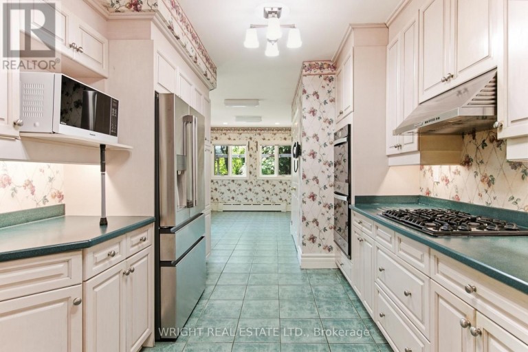 112 ALBANY AVENUE, Toronto (Annex), Ontario, M5R3C4
