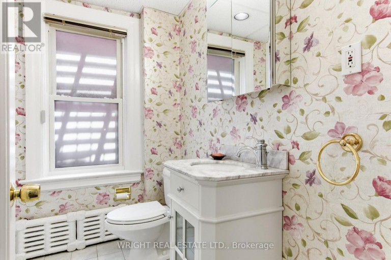112 ALBANY AVENUE, Toronto (Annex), Ontario, M5R3C4