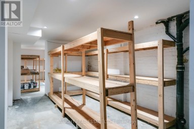 112 ALBANY AVENUE Toronto (Annex) Ontario photo 41