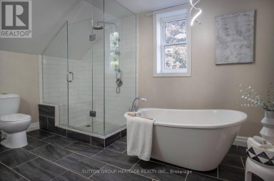 4525 HIGHWAY 2 ROAD Clarington Ontario photo 35