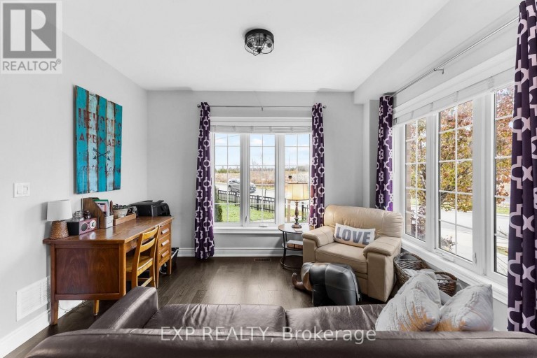 7 VITA STEPHANIE COURT, Georgina (Sutton & Jackson's Point), Ontario, L0E1R0