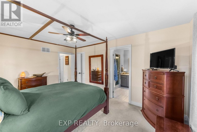 7 VITA STEPHANIE COURT, Georgina (Sutton & Jackson's Point), Ontario, L0E1R0