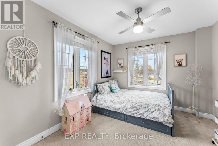 7 VITA STEPHANIE COURT, Georgina (Sutton & Jackson's Point), Ontario, L0E1R0