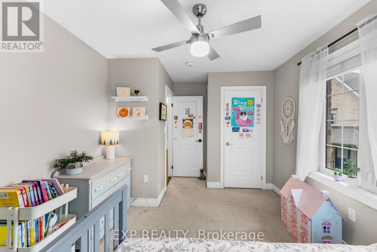 7 VITA STEPHANIE COURT, Georgina (Sutton & Jackson's Point), Ontario, L0E1R0