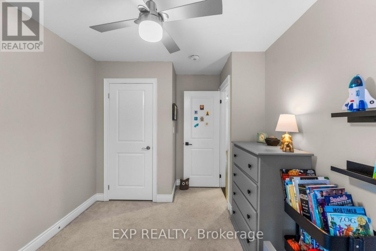 7 VITA STEPHANIE COURT, Georgina (Sutton & Jackson's Point), Ontario, L0E1R0