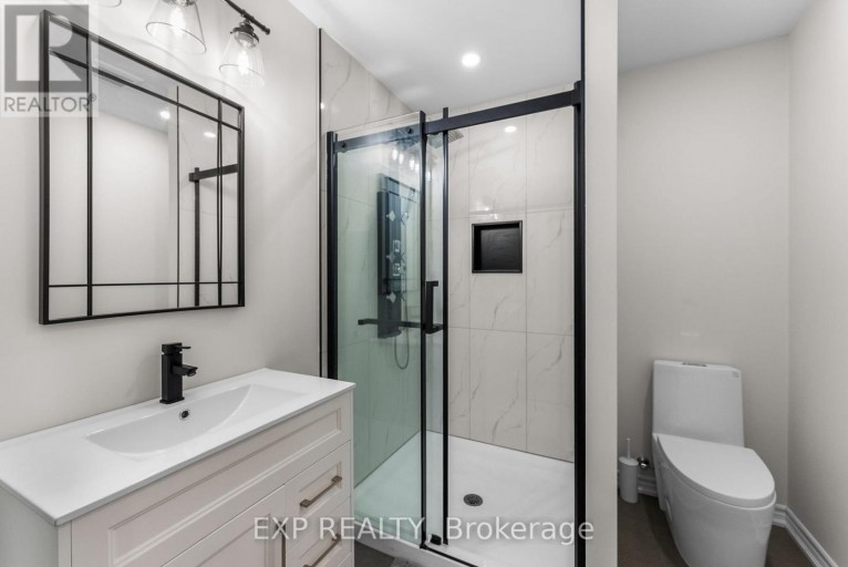 7 VITA STEPHANIE COURT, Georgina (Sutton & Jackson's Point), Ontario, L0E1R0