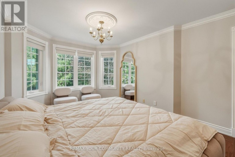 176 OLD SURREY LANE, Richmond Hill (South Richvale), Ontario, L4C7E5
