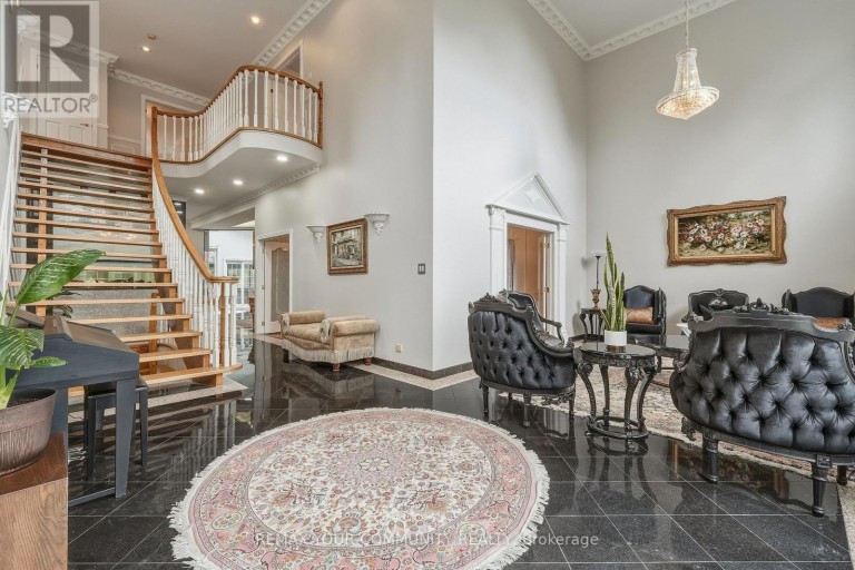 176 OLD SURREY LANE, Richmond Hill (South Richvale), Ontario, L4C7E5