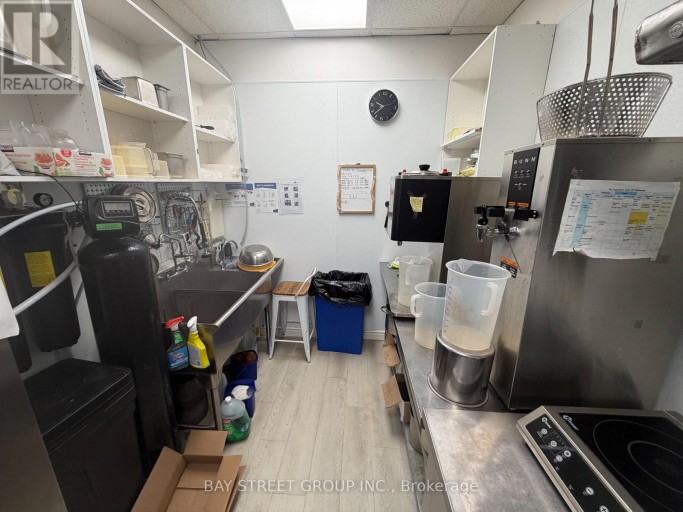 101 - 330 HIGHWAY 7 E, Richmond Hill (Doncrest), Ontario, L4B3P8